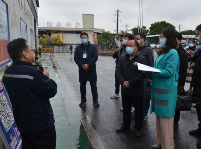 四川省政府安全管理办公室督导调研组组长苏玲一行莅临米兰官方网页版集团总部调研
